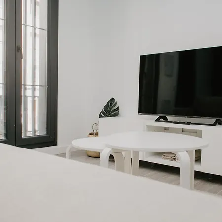 公寓 Charming Loft Next To Wonders Of